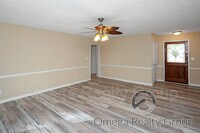 1318 Pointer Dr SW photo'