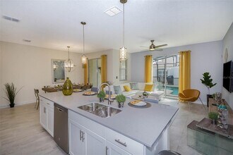 8982 Stinger Dr in Davenport, FL - Building Photo - Building Photo