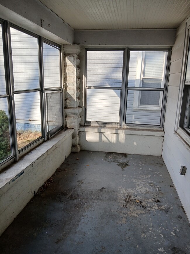 2919 S 6th St in Louisville, KY - Building Photo - Building Photo