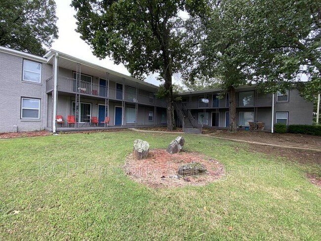 property at 115 N Albert Pike Ave