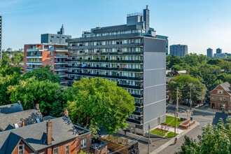70 Spadina in Toronto, ON - Building Photo - Building Photo