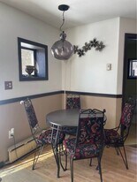 16 Bonticou View Dr, Unit Downstairs Apartment in New Paltz, NY - Building Photo