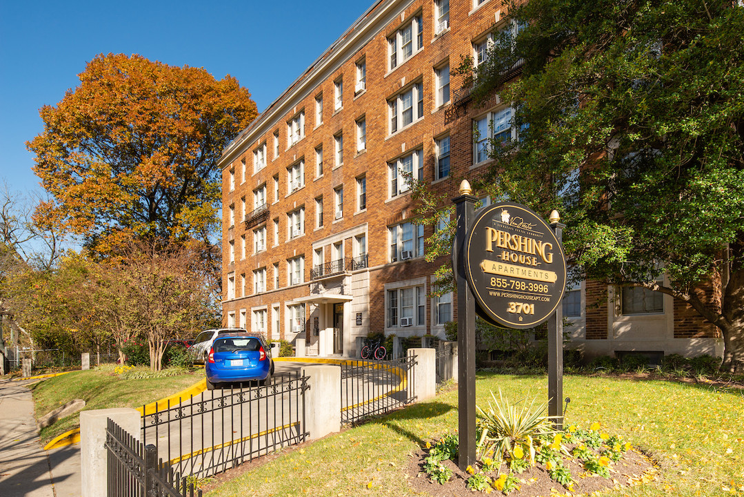 Pershing House in Washington, DC - Building Photo