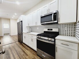 418 Avenue C, Unit 2 in Bayonne, NJ - Building Photo