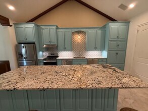 17448 George Oneal Rd in Baton Rouge, LA - Building Photo - Building Photo