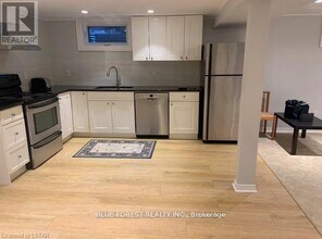 19 Constable St in London, ON - Building Photo - Building Photo