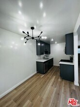 4327 Lankershim Blvd in Los Angeles, CA - Building Photo - Building Photo