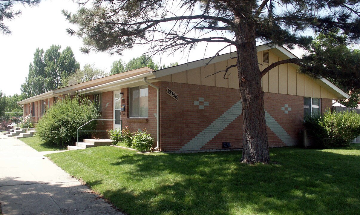 10356 W 59th Pl in Arvada, CO - Foto de edificio