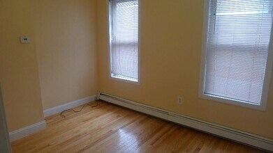 63 I St, Unit 1 in Boston, MA - Building Photo - Building Photo