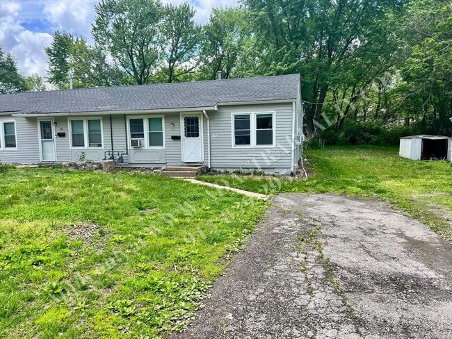 property at 111 S Annie St