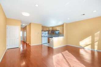 14 Sand Hill Ct in Jamesburg, NJ - Building Photo - Building Photo