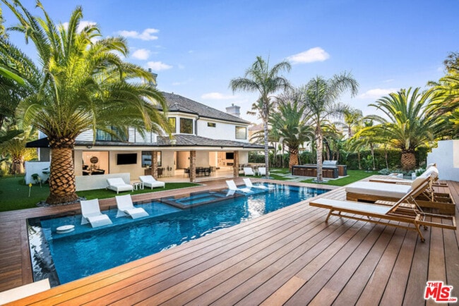 25879 Chalmers Pl in Calabasas, CA - Building Photo - Building Photo