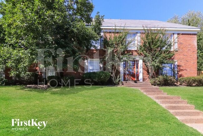 675 Tealwood Ln in Memphis, TN - Foto de edificio - Building Photo