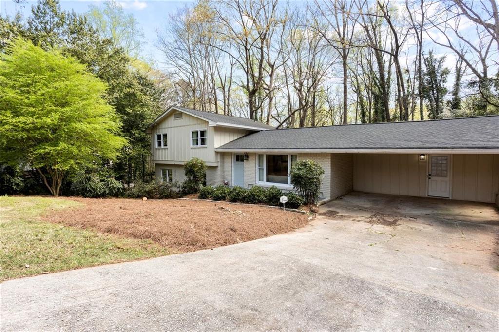 1307 Becket Dr NE in Atlanta, GA - Building Photo