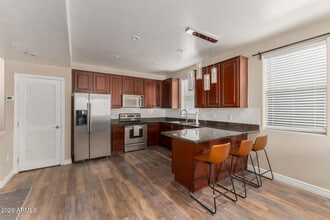 610 E Roosevelt St in Phoenix, AZ - Building Photo - Building Photo