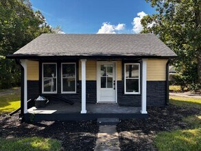 109 Booth Rd in Danville, VA - Building Photo - Building Photo