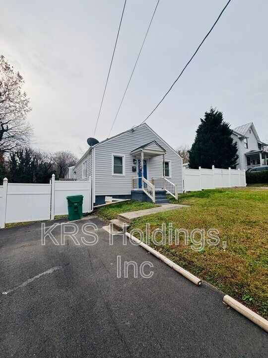 118 Virginia Ave in Petersburg, VA - Building Photo