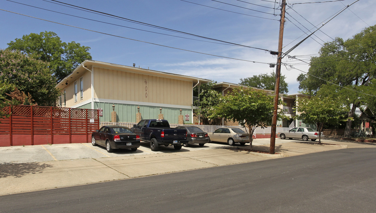 West 35th Street Condos in Austin, TX - Building Photo