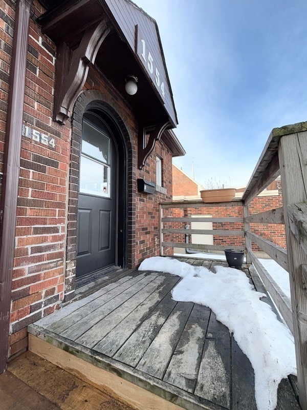 1554 Main St E in Hamilton, ON - Building Photo - Building Photo