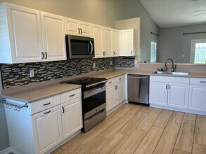 3484 Cherry Ridge Rd in Lynn Haven, FL - Building Photo - Building Photo