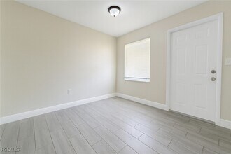 5453 Eleventh Ave in Ft. Myers, FL - Building Photo - Building Photo