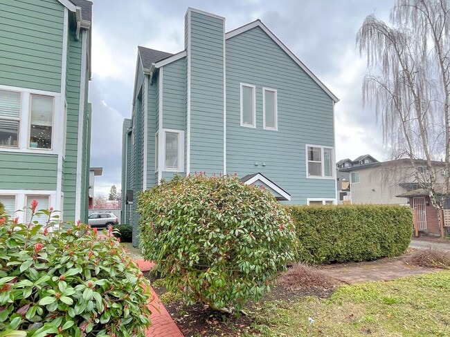 1209 NW 85th St in Seattle, WA - Building Photo - Building Photo
