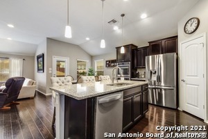3706 Gum Wds in San Antonio, TX - Building Photo - Building Photo