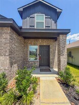 12346 TRANQUIL Pnes Dr in Houston, TX - Building Photo