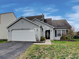 5213 Echelon Dr in Canal Winchester, OH - Building Photo