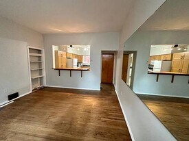 2515 Carey Way in Pittsburgh, PA - Building Photo