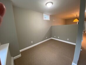 26 Dorothy Dr, Unit The Nest at Pine Bush in Pine Bush, NY - Foto de edificio - Building Photo