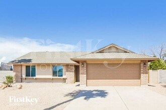 17635 N 33rd Ln in Phoenix, AZ - Building Photo - Building Photo
