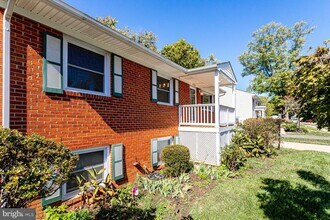 13714 Gran Deur Dr in Woodbridge, VA - Building Photo - Building Photo