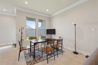 4479 Lakes Edge Dr in Lake Charles, LA - Foto de edificio - Building Photo