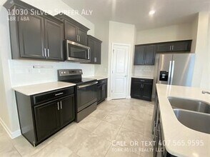 11030 Silver Surfer Alley in Winter Garden, FL - Building Photo - Building Photo