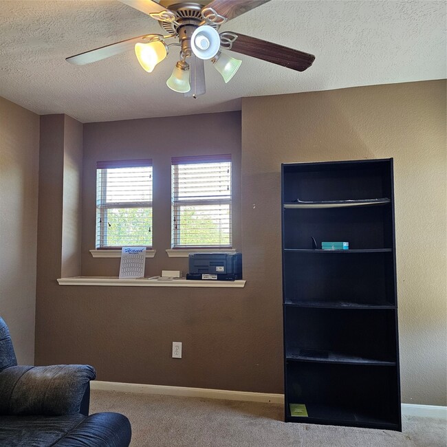 property at 11727 Madison Oak St