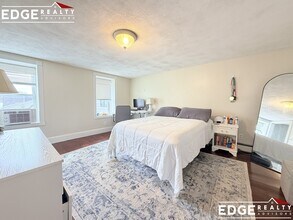 5 Cottage St in Boston, MA - Building Photo - Building Photo