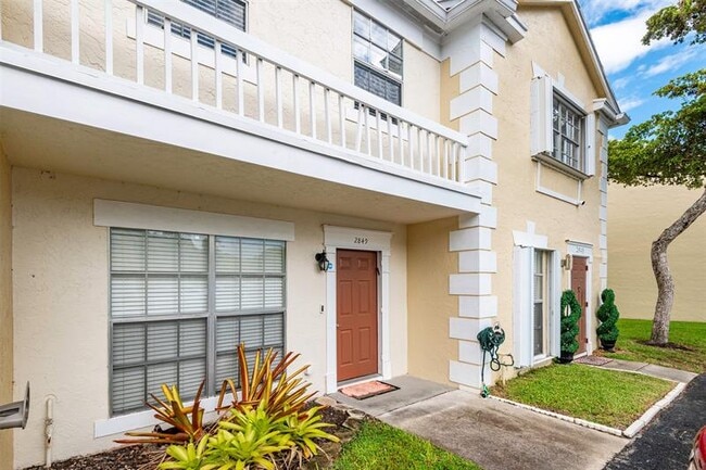 property at 2849 Belmont Ln