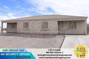 15588 S Yava Rd in Arizona City, AZ - Building Photo