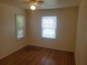 2143 NE 19th St in Oklahoma City, OK - Building Photo - Building Photo