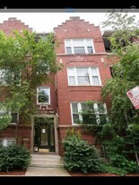 1307 W North Shore Ave, Unit 3 in Chicago, IL - Building Photo