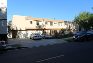 211 North Isabel in Glendale, CA - Building Photo - Building Photo