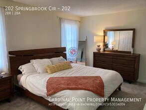 202 Springbrook Cir in Portsmouth, NH - Building Photo - Building Photo