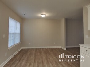2217 Sunset Blvd in Charlotte, NC - Building Photo - Building Photo