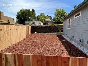 98 Gilcrest Ave in Vallejo, CA - Building Photo - Building Photo