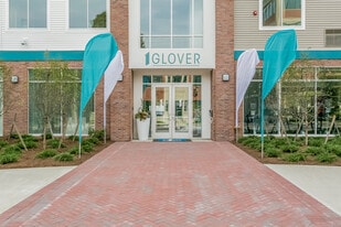 1 Glover Ave in Norwalk, CT - Building Photo