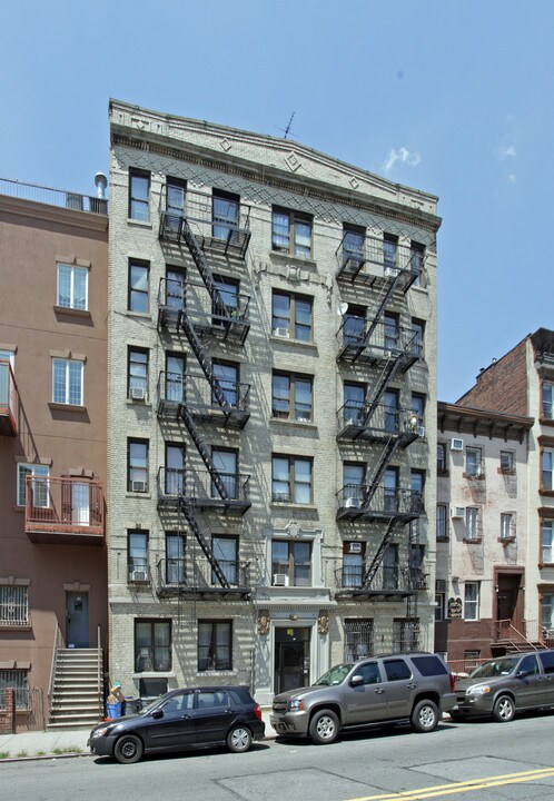 77 Division Ave in Brooklyn, NY - Building Photo