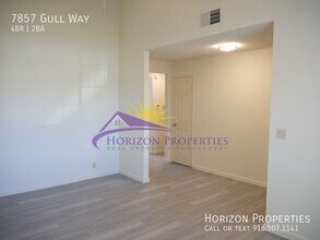 7857 Gull Way in Antelope, CA - Building Photo - Building Photo
