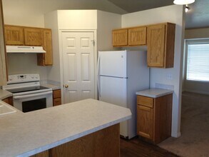 1641 N 810 W in Clinton, UT - Building Photo - Building Photo