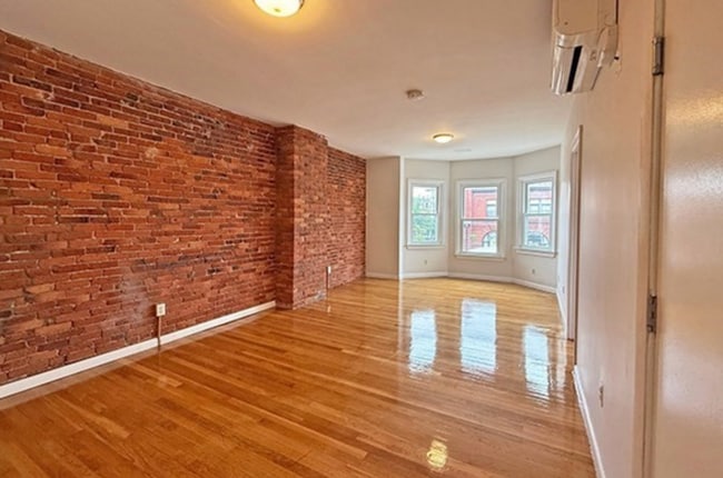 164 Broadway, Unit 164 Broadway Stress in Somerville, MA - Foto de edificio - Building Photo